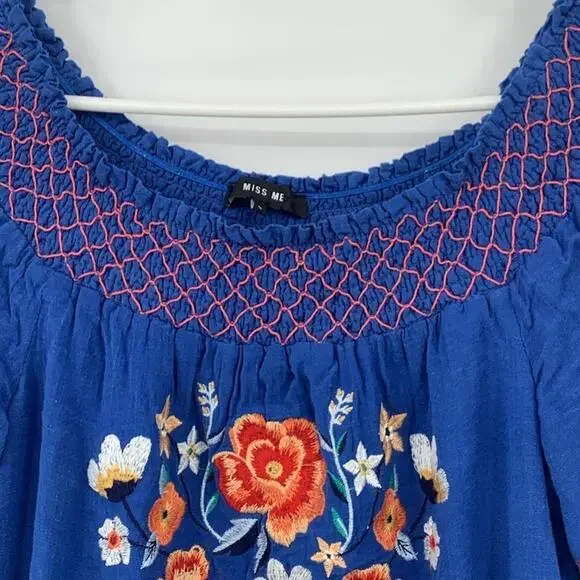 Miss Me Floral Embroidered Dress Women’s Size Small - Picture 6 of 8